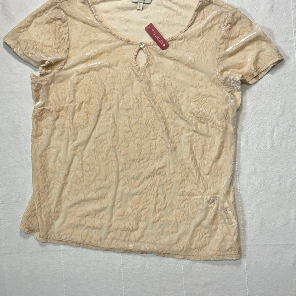 Laura Cream Lace Women Top New
